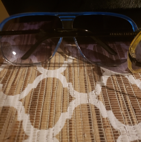 ARMANI EXCHANGE sunglasses - Picture 2 of 5